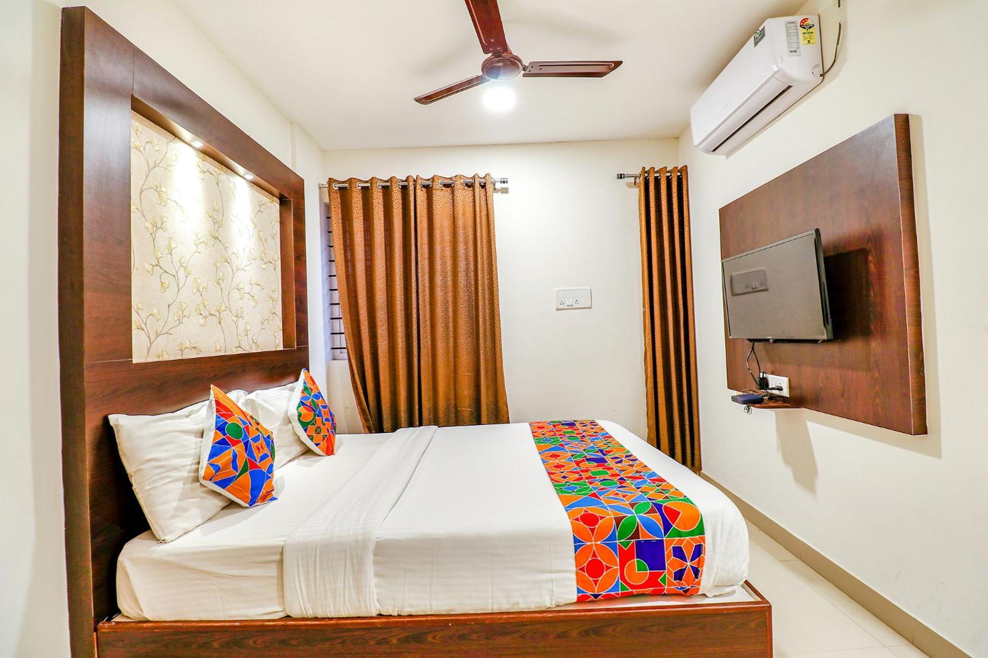 Fabexpress Sri Sai Suites Bangalore Exterior photo
