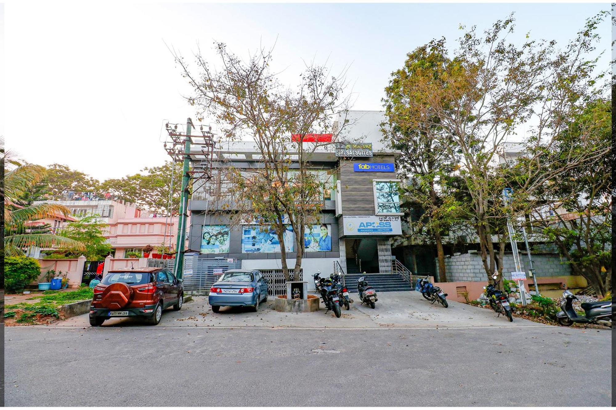 Fabexpress Sri Sai Suites Bangalore Exterior photo