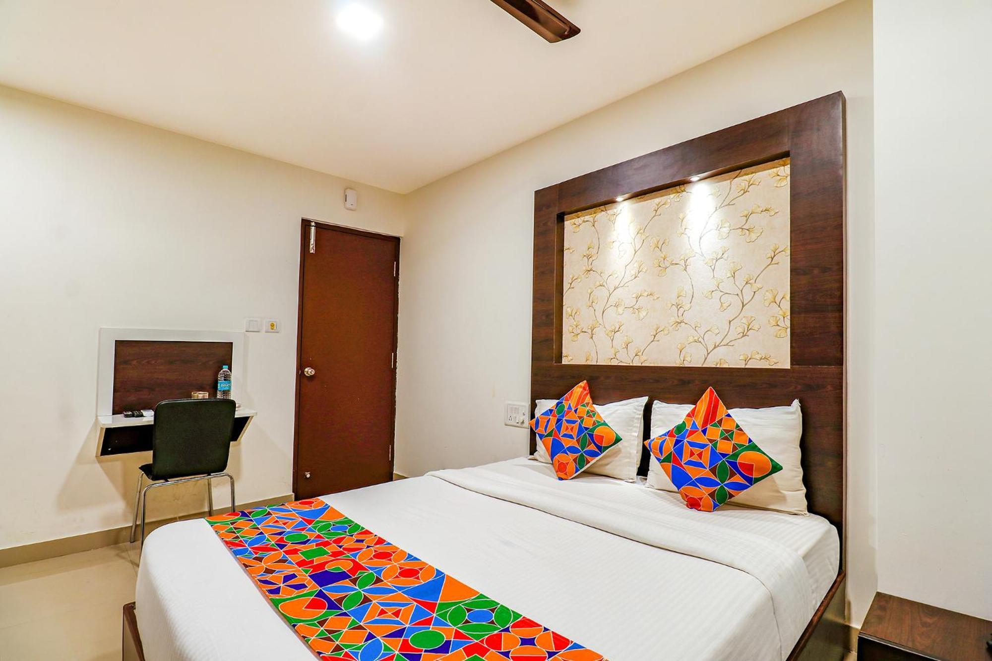 Fabexpress Sri Sai Suites Bangalore Exterior photo