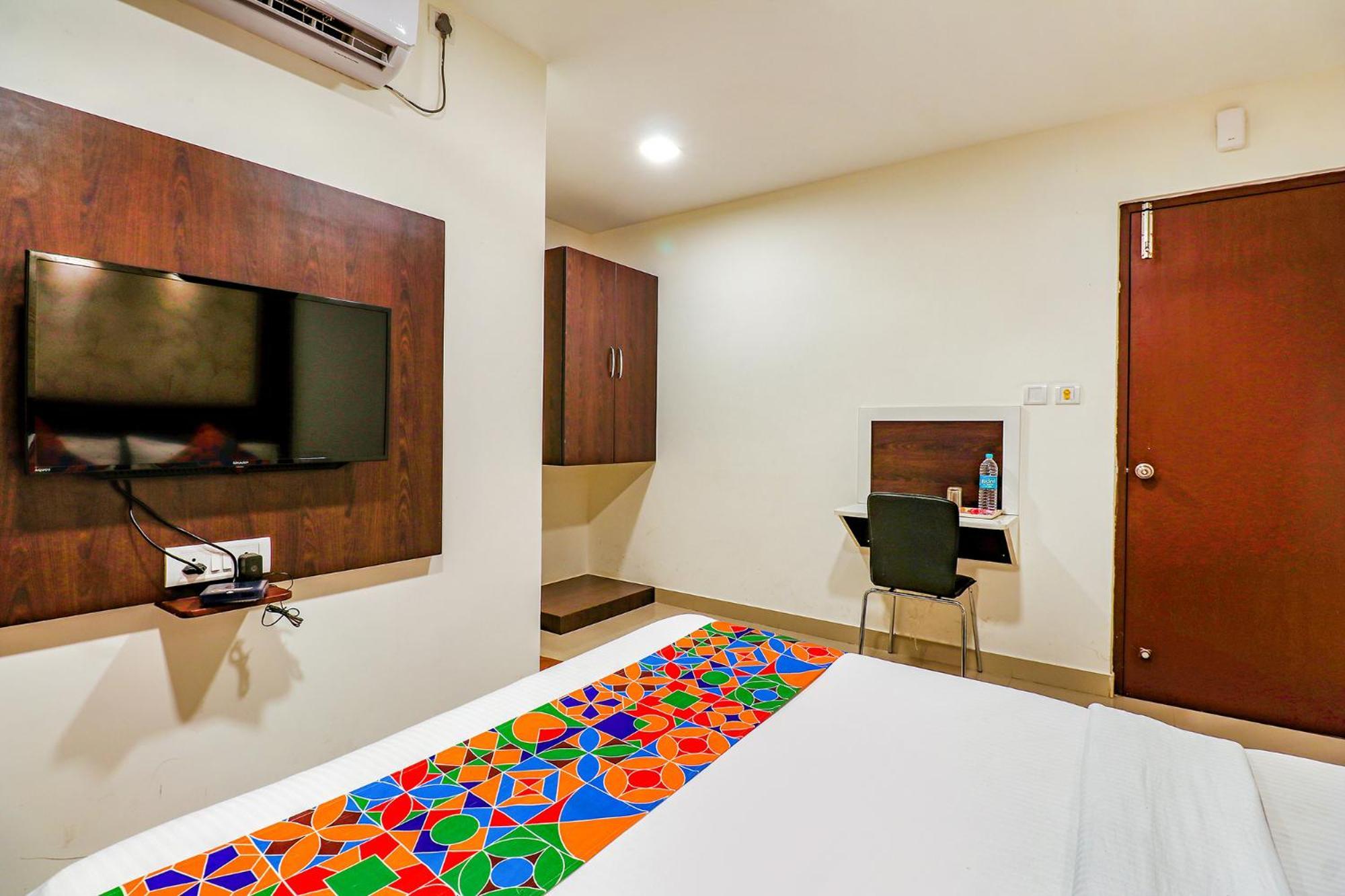 Fabexpress Sri Sai Suites Bangalore Exterior photo